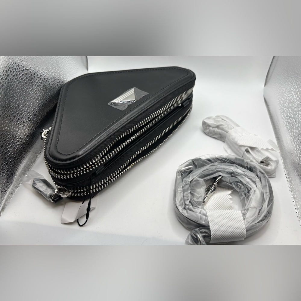 NEW Aldo Black Triangle Cross Body Bag with straps, clutch